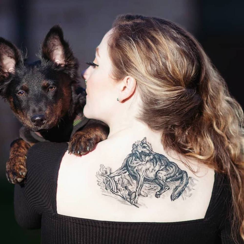 Meet your Posher, Katelyn